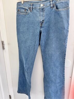 Levi's 518 Super Low Bootcut Med Wash Red Tab Jeans 37 x 31.5